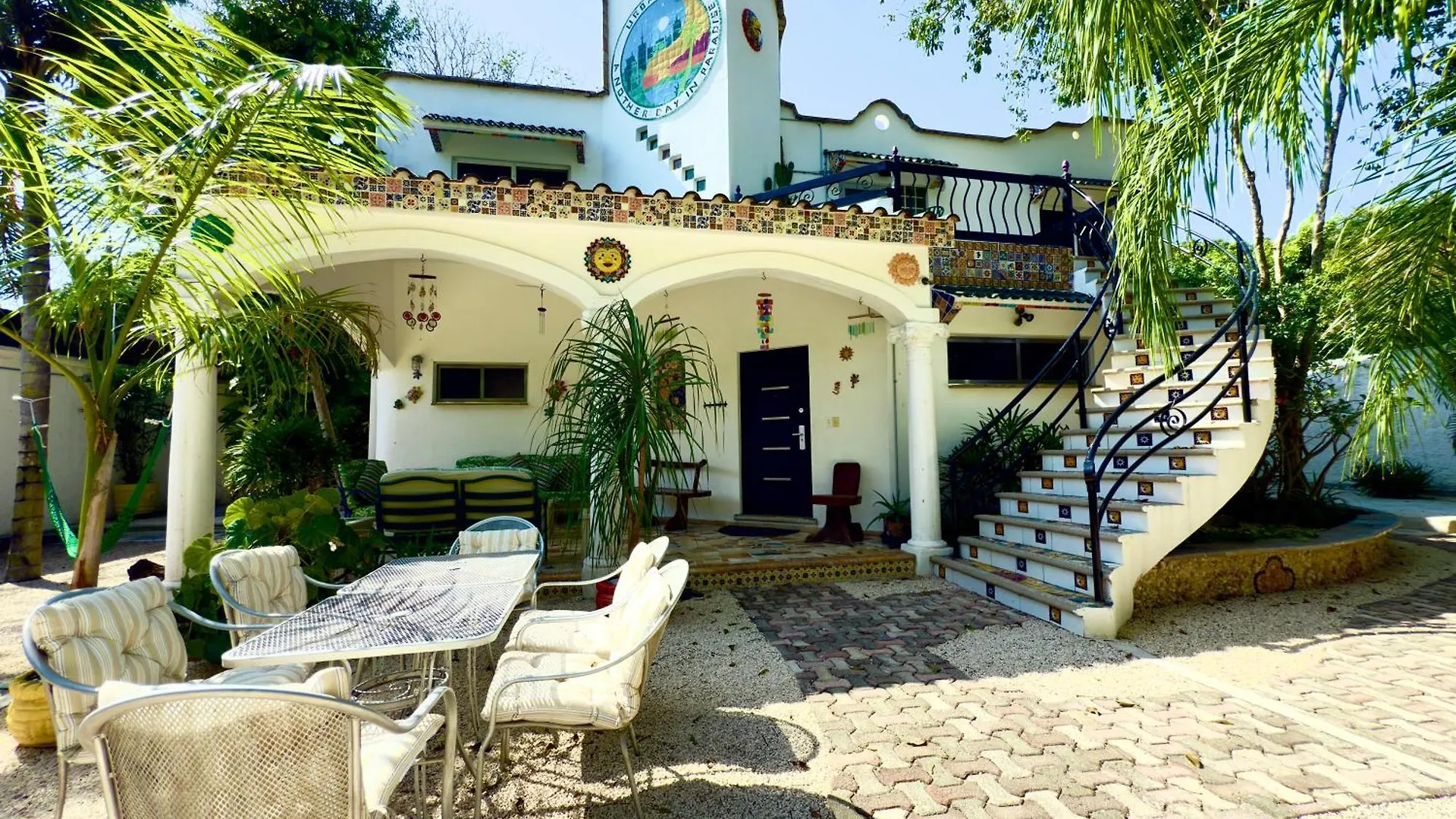 Urbaneden 'Another Day In Paradise' Playa del Carmen Villa
